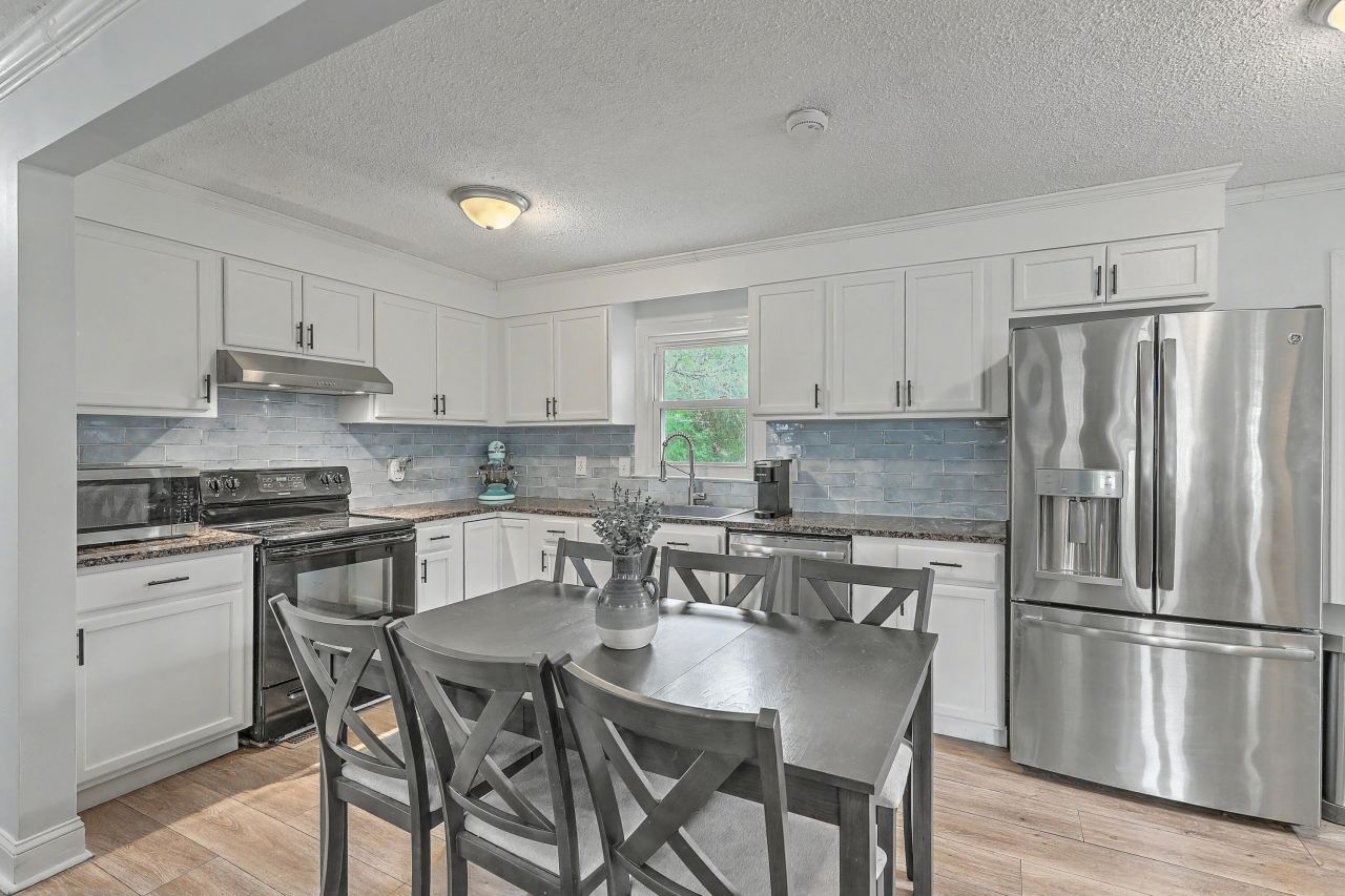 3506 Johan Boulevard Photo 9