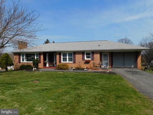 15253 RESSLER LANE, BLUE RIDGE SUMMIT, PA 17214