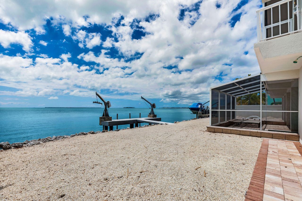 24348 Caribbean Drive, Summerland Key, FL 33042 Photo