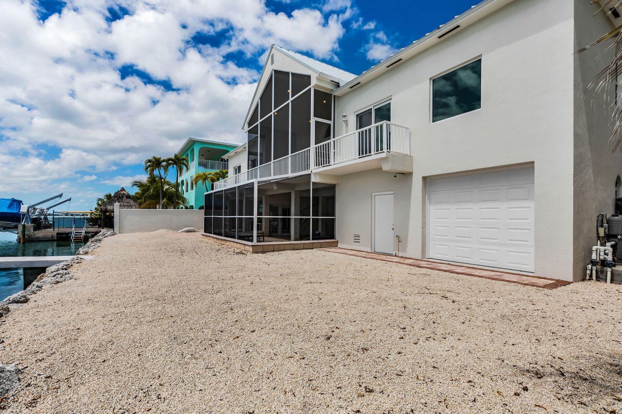 24348 Caribbean Drive, Summerland Key, FL 33042 Photo