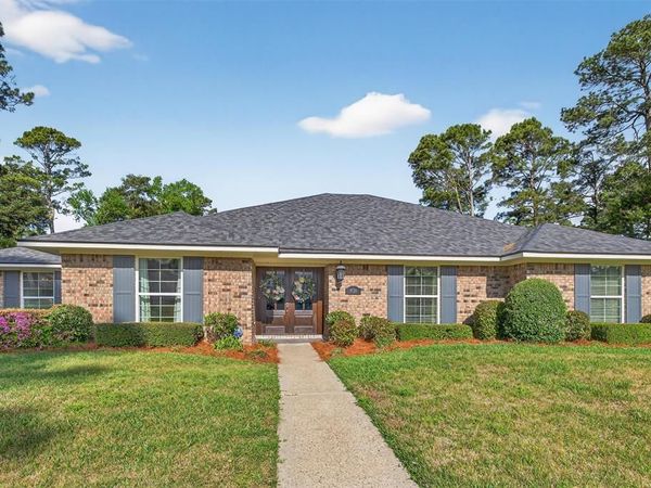 8726 E Wilderness Way , Shreveport, LA 71106