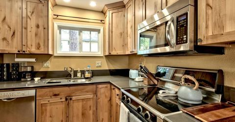 3816 Steven Lane, South Lake Tahoe, CA 96150 Photo