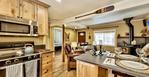 3816 Steven Lane, South Lake Tahoe, CA 96150 Photo