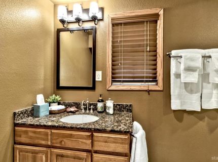 3816 Steven Lane, South Lake Tahoe, CA 96150 Photo