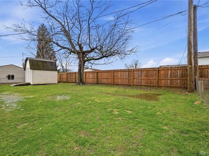 7287 Claircrest Drive, Huber Heights, OH 45424 Photo 32