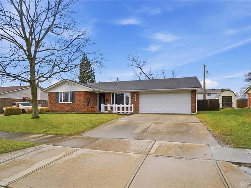 7287 Claircrest Drive, Huber Heights, OH 45424 Photo 4