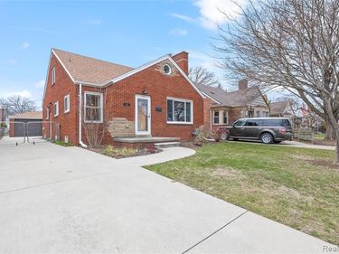 7828 Kolb Avenue, Allen Park, MI 48101