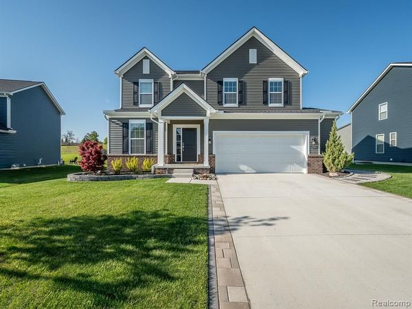2750 Salt Springs Drive, Saline Twp, MI 48176