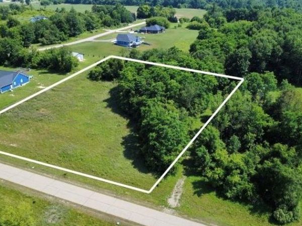 11 Lauren Lane, Dryden Twp, MI 48428