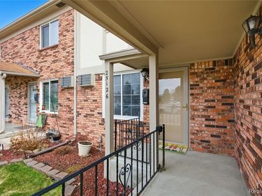 25126 Franklin Terrace Franklin Terrace, South Lyon, MI 48178