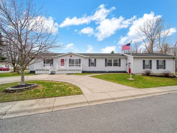 701 Missouri River Drive, Adrian, MI 49221