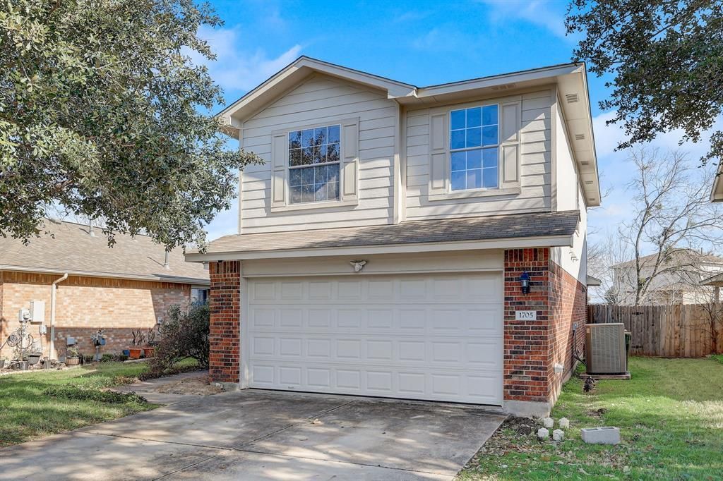 1705 Darjeeling Dr, Pflugerville, TX 78660 Main Photo