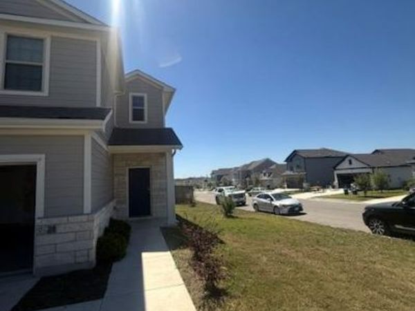 100 Drifter LN, Jarrell, TX 76537