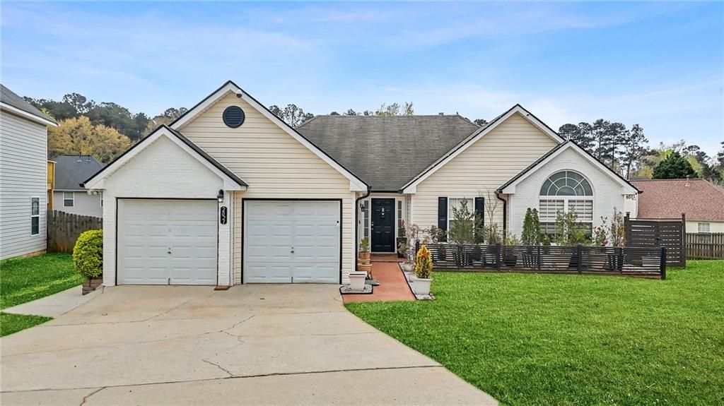 2021 Registry Drive, Hampton, GA 30228 Main Photo