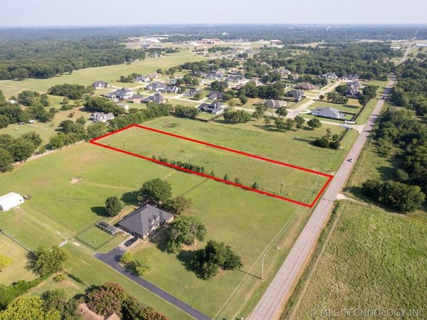 Washington Avenue , Durant, OK 74701