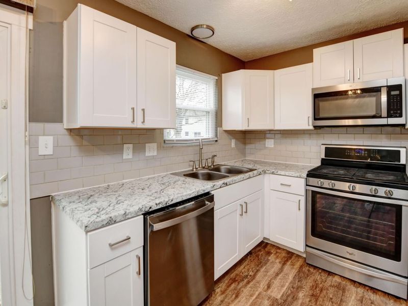 922 Noddymill Lane E, Unit 30A, Columbus, OH 43085 Photo 10