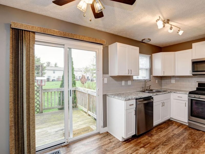 922 Noddymill Lane E, Unit 30A, Columbus, OH 43085 Photo 8