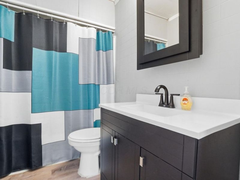 2752 Azelda Street, Columbus, OH 43211 Photo 18