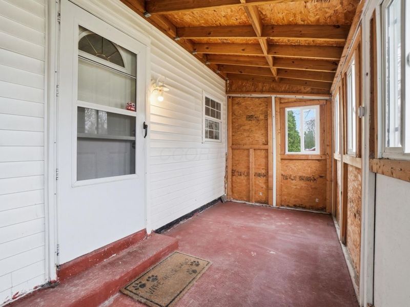 2752 Azelda Street, Columbus, OH 43211 Photo 4