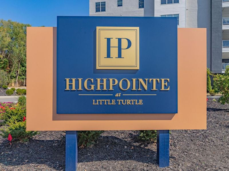 5211 Highpointe Lakes Drive , Unit 301, Westerville, OH 43081 Photo 2