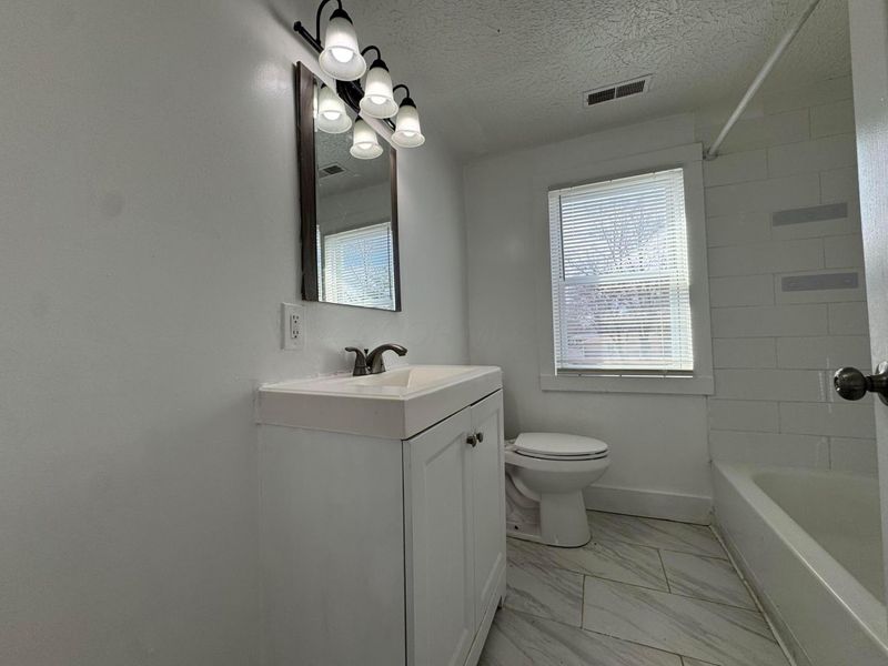 2173 Sale Road, Columbus, OH 43224 Photo 8