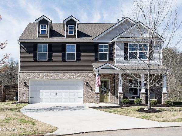 2700 Minuteman Lane, Knoxville, TN 37920