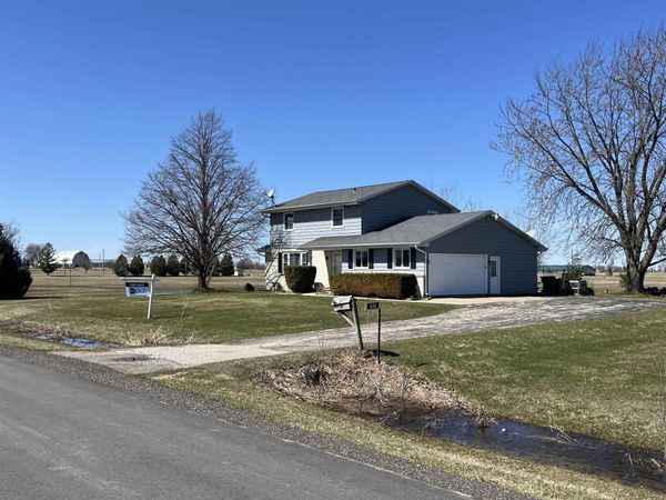 1690 W Ripple Avenue, Oshkosh, WI 54904