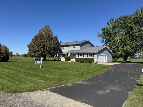 1690 W Ripple Avenue, Oshkosh, WI 54904