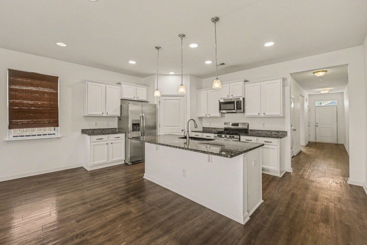 621 Wayton Circle Photo 11