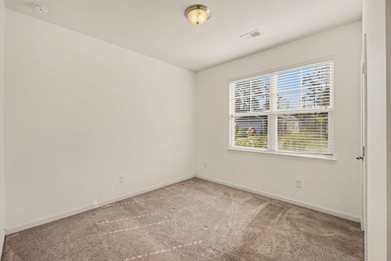 621 Wayton Circle Photo 20