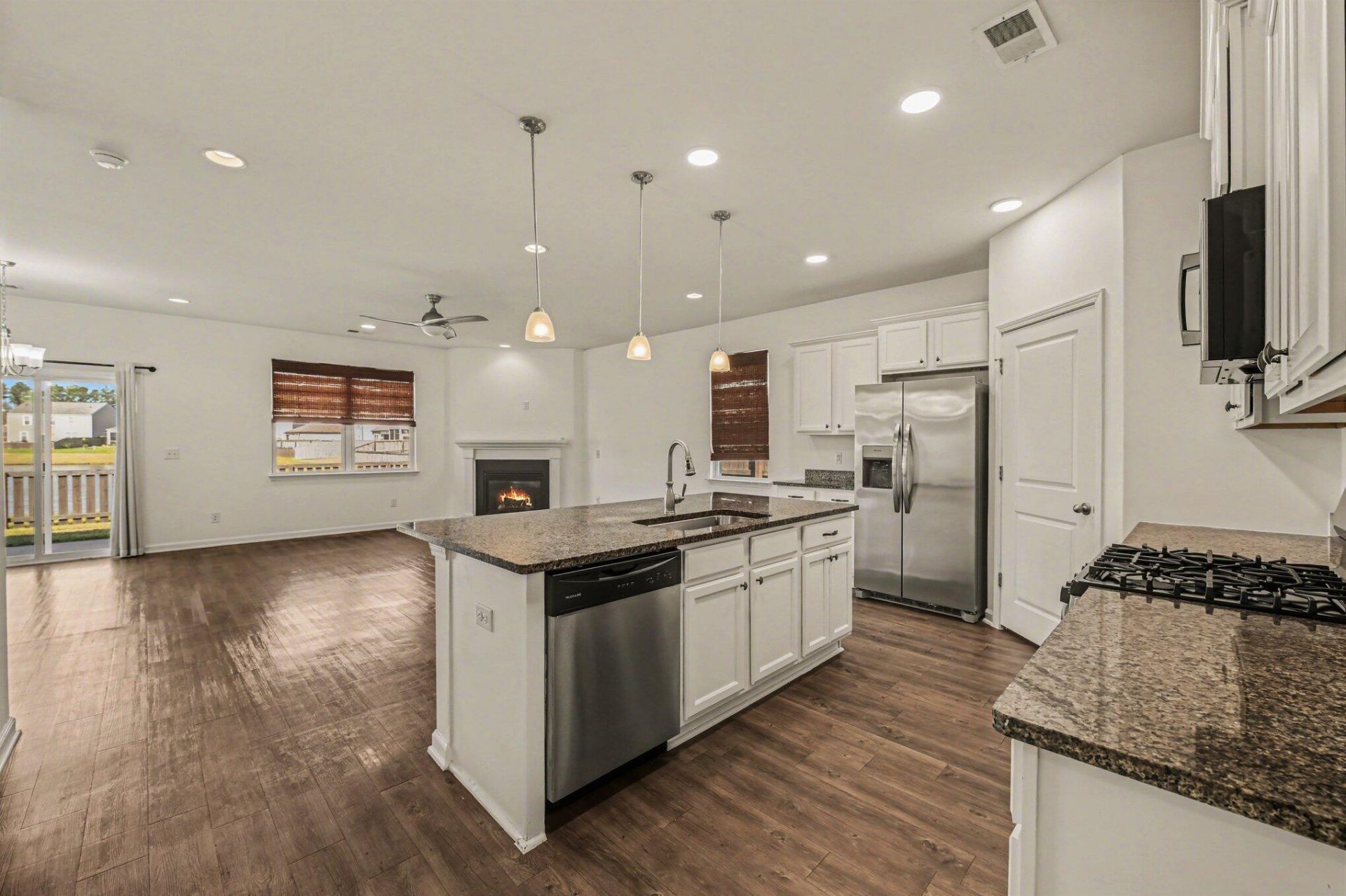 621 Wayton Circle Photo 3