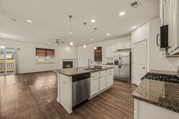 621 Wayton Circle photo 4