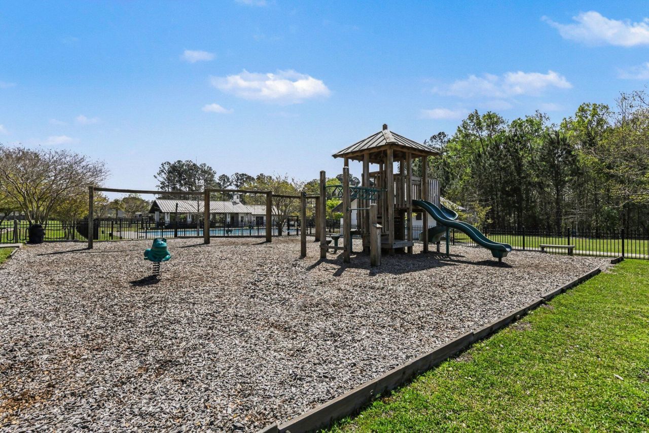 621 Wayton Circle Photo 31