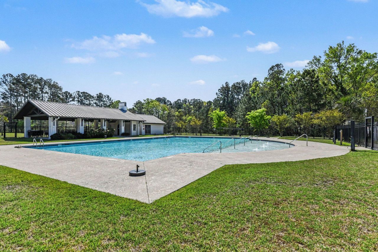 621 Wayton Circle Photo 34
