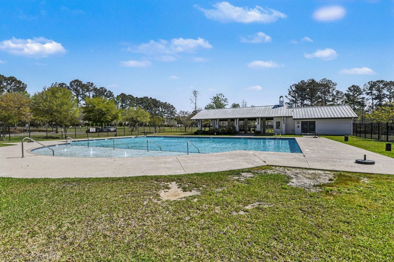 621 Wayton Circle Photo 35
