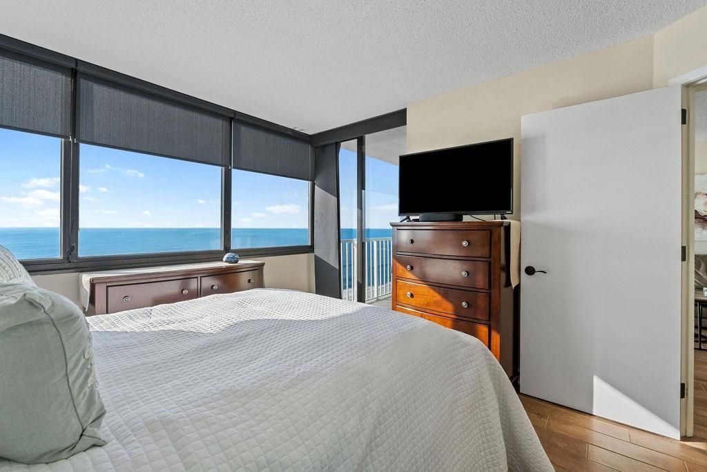 9400 Shore Dr.  Photo 12