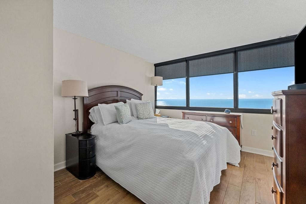 9400 Shore Dr.  Photo 4