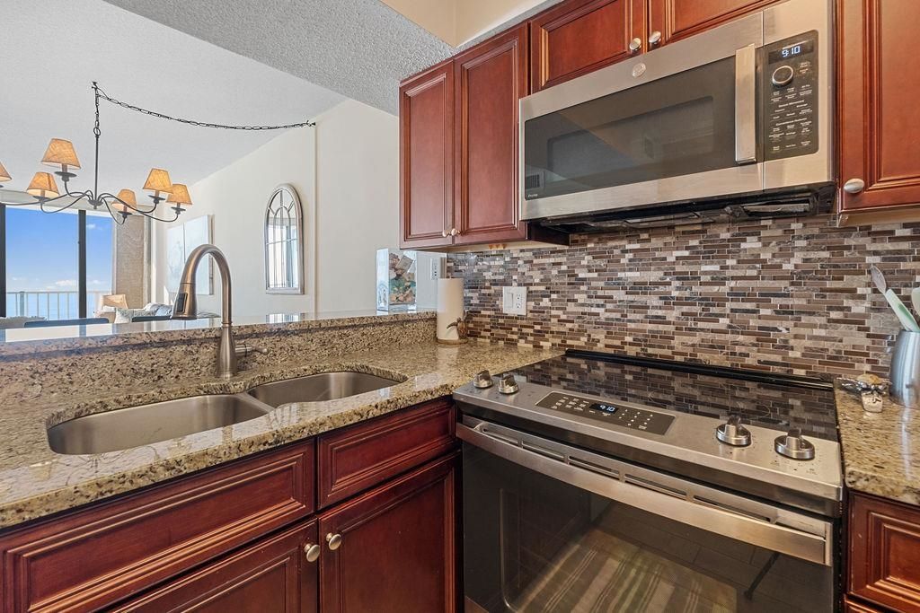 9400 Shore Dr.  Photo 6