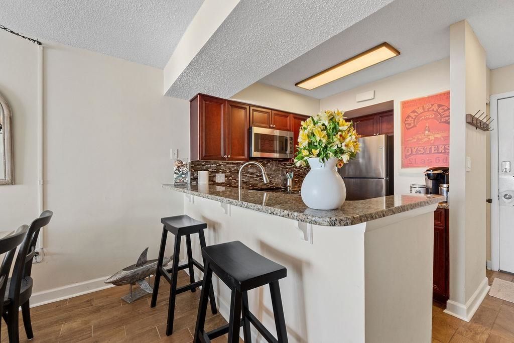 9400 Shore Dr.  Photo 8