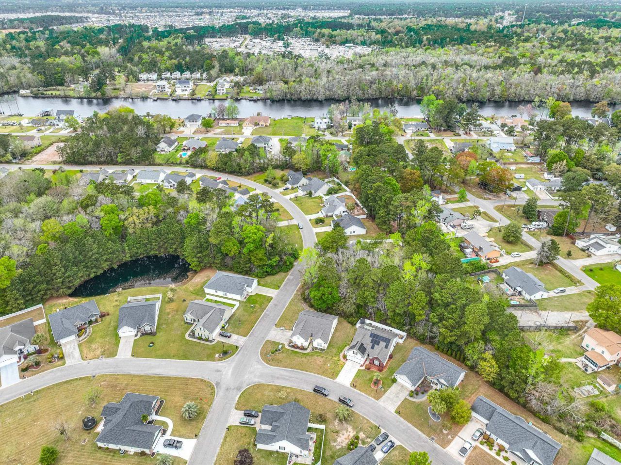 188 Governors Loop Photo 26