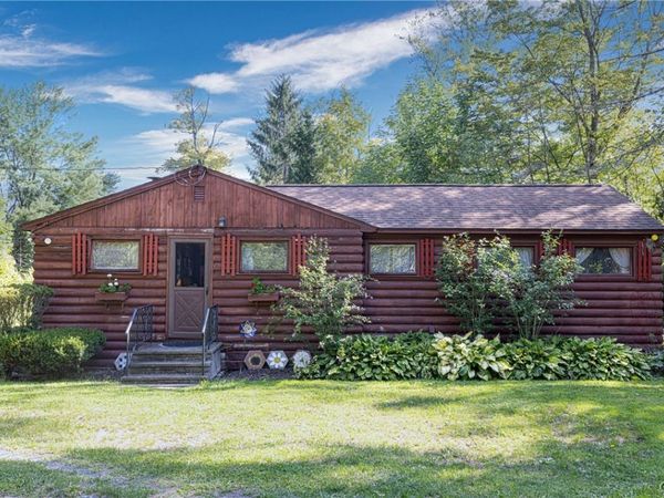 1836 W Lake Road, Skaneateles, NY 13152