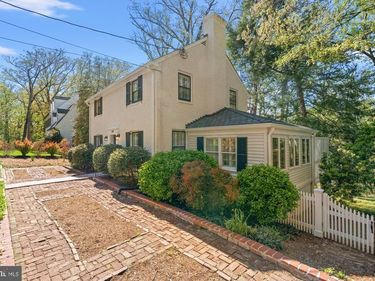 6032 GROVE DRIVE, ALEXANDRIA, VA 22307