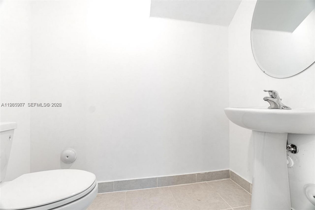 2685 SE 12th St , Unit 2685, Homestead, FL 33035 Photo