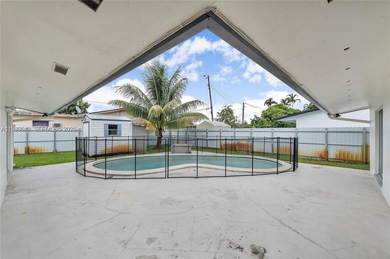 2261 Utopia Dr, Miramar, FL 33023 Photo