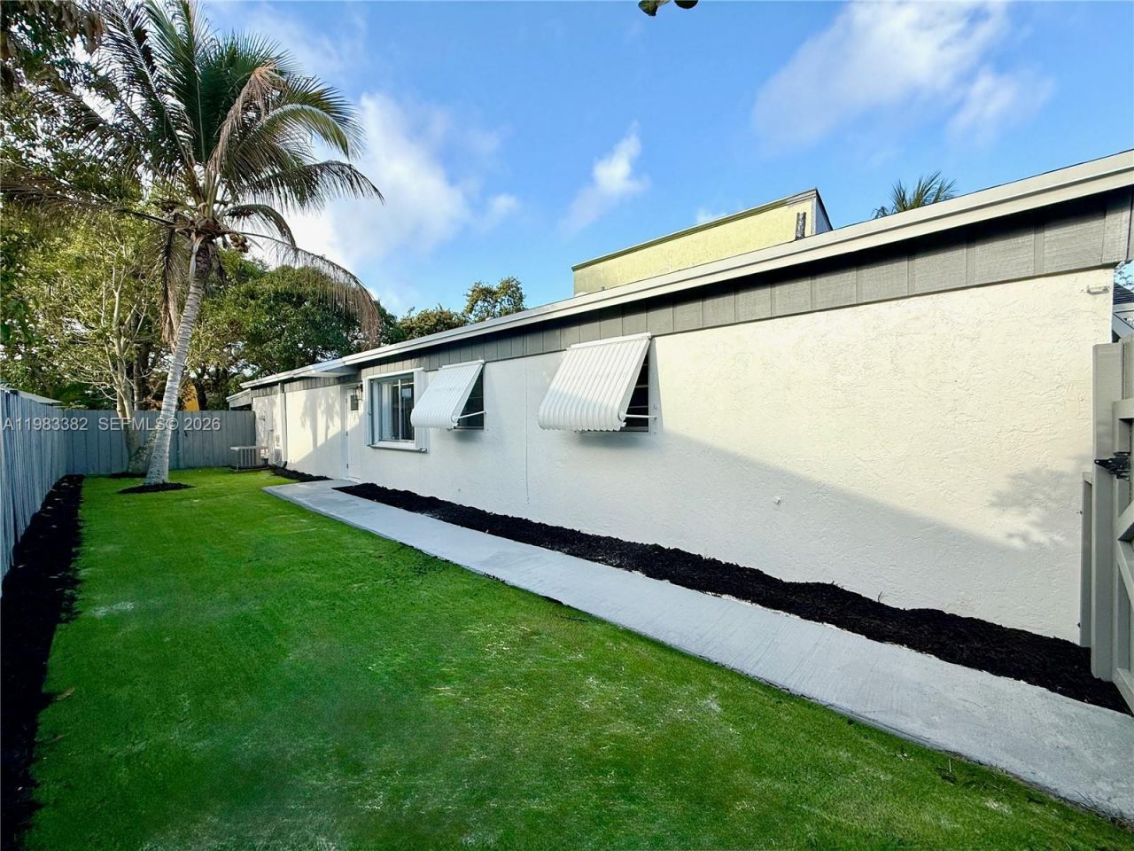 5028 NW 6th St , Delray Beach, FL 33445 Photo