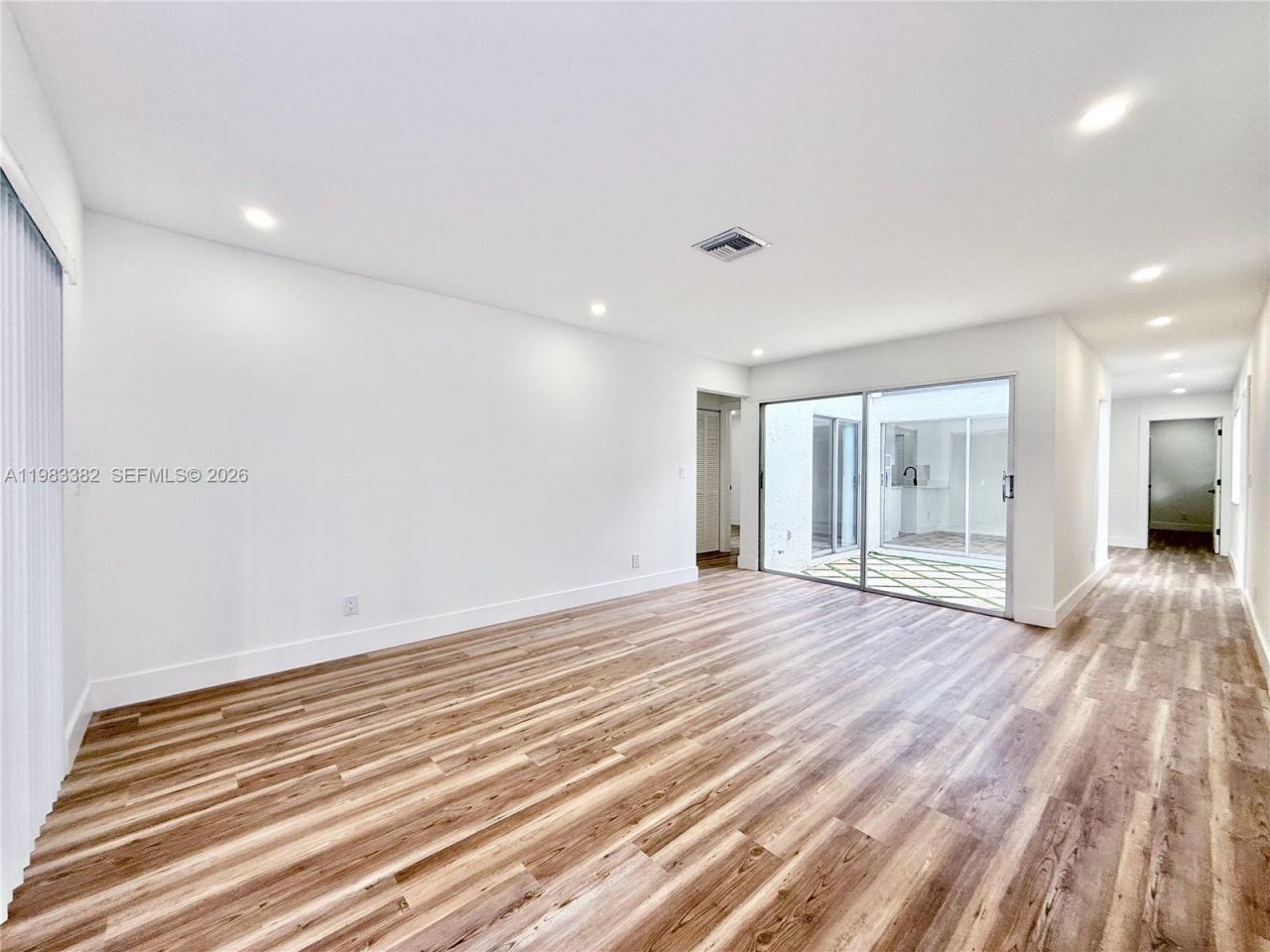 5028 NW 6th St , Delray Beach, FL 33445 Photo