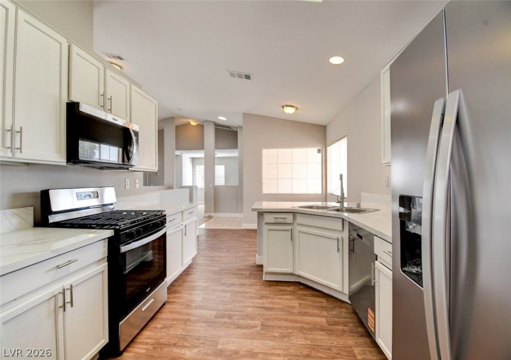 2920 Robincrest Court, North Las Vegas, NV 89031