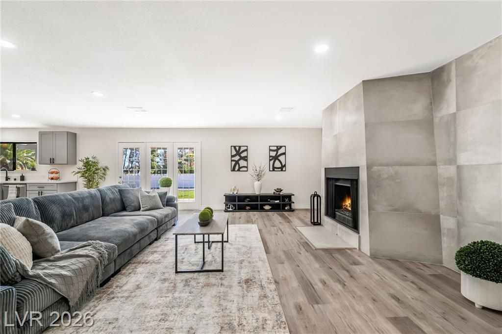 5574 S Mojave Road, Las Vegas, NV 89120 Main Photo