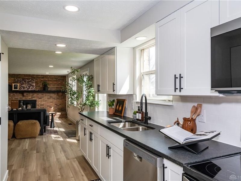 6392 Taywood Road, Englewood, OH 45322 Photo 13