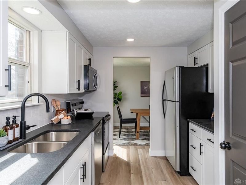 6392 Taywood Road, Englewood, OH 45322 Photo 15